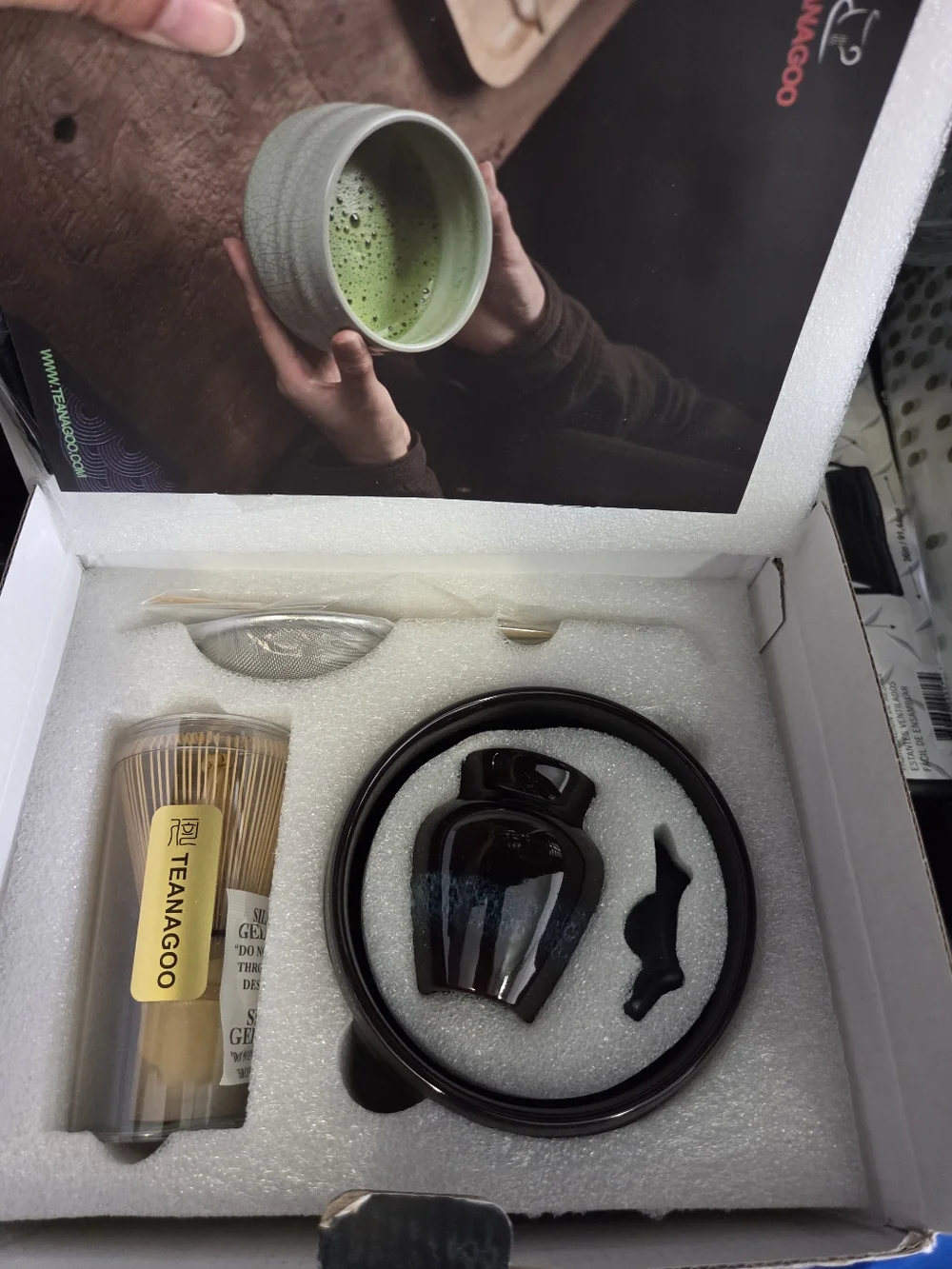 Teanagoo Matcha Hand-Book with Green Matcha Graphic